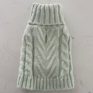 Dusty Robin Dog Sweater, XS- EUC